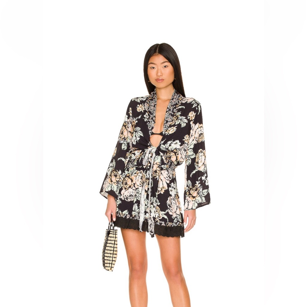 Maaji Margaret Skirt and ivy Short shirt set size M